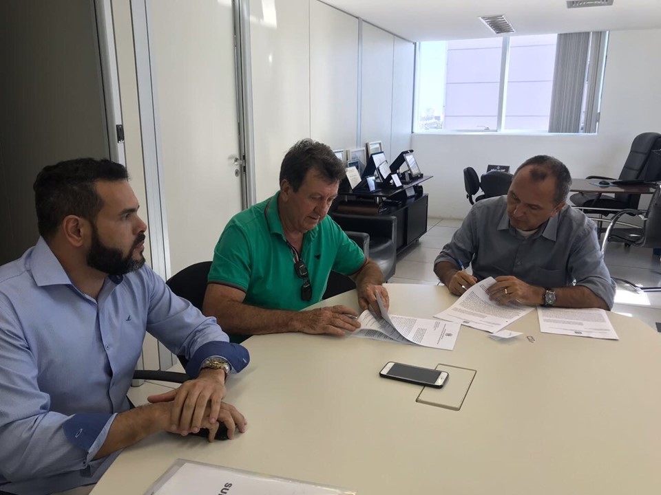 Itaguaçu recebe R$ 30 mil para obras de infraestrutura