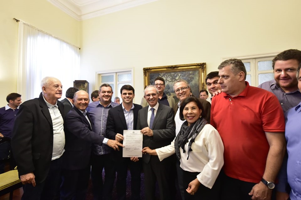 WhatsApp Image 2018-06-07 at 16.09.00 (1)